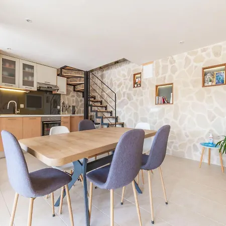 Boutique In Donje Polje With Pool Holiday home Sibenik